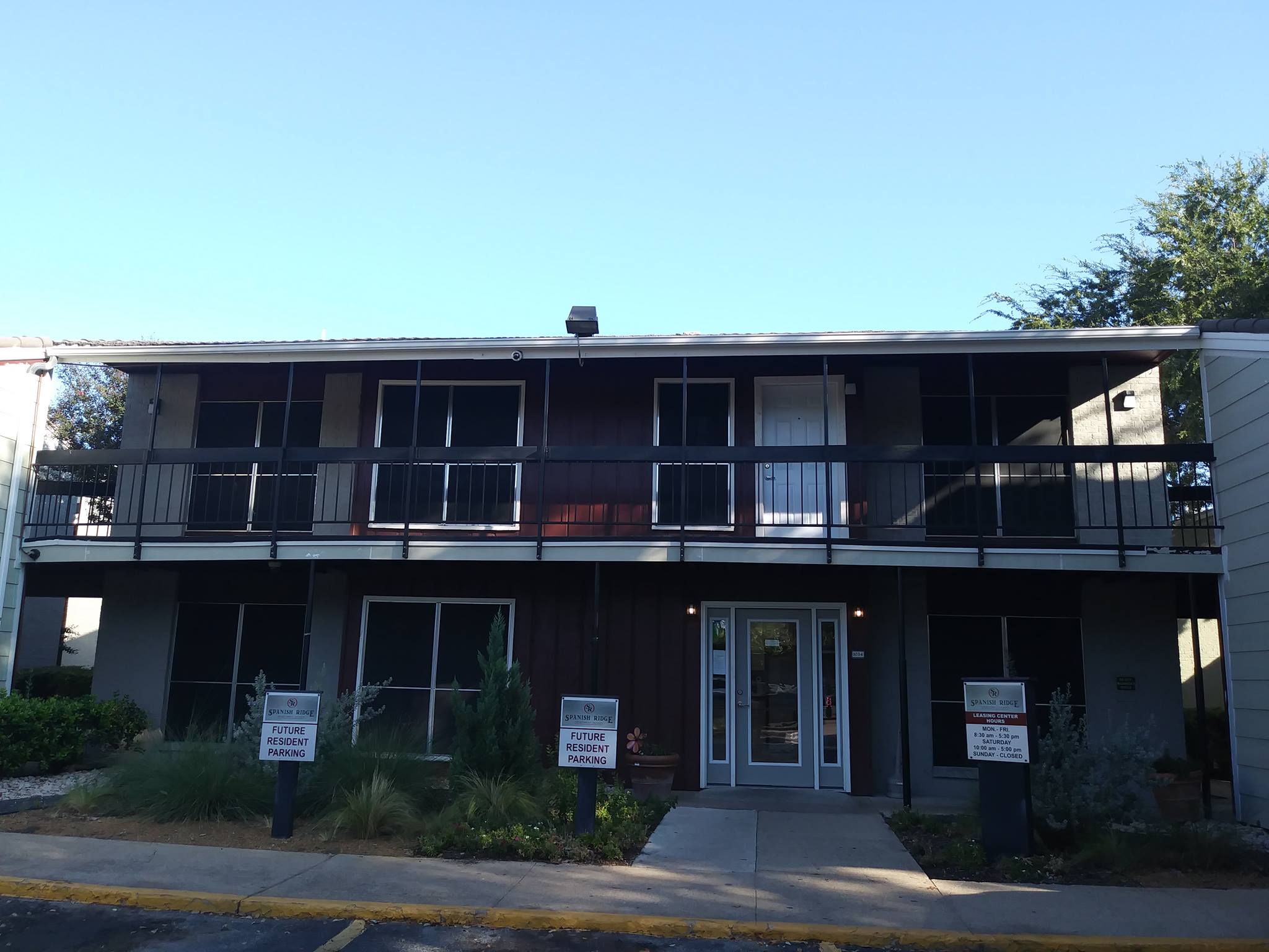 Spanish Ridge Apartments | Dallas TX