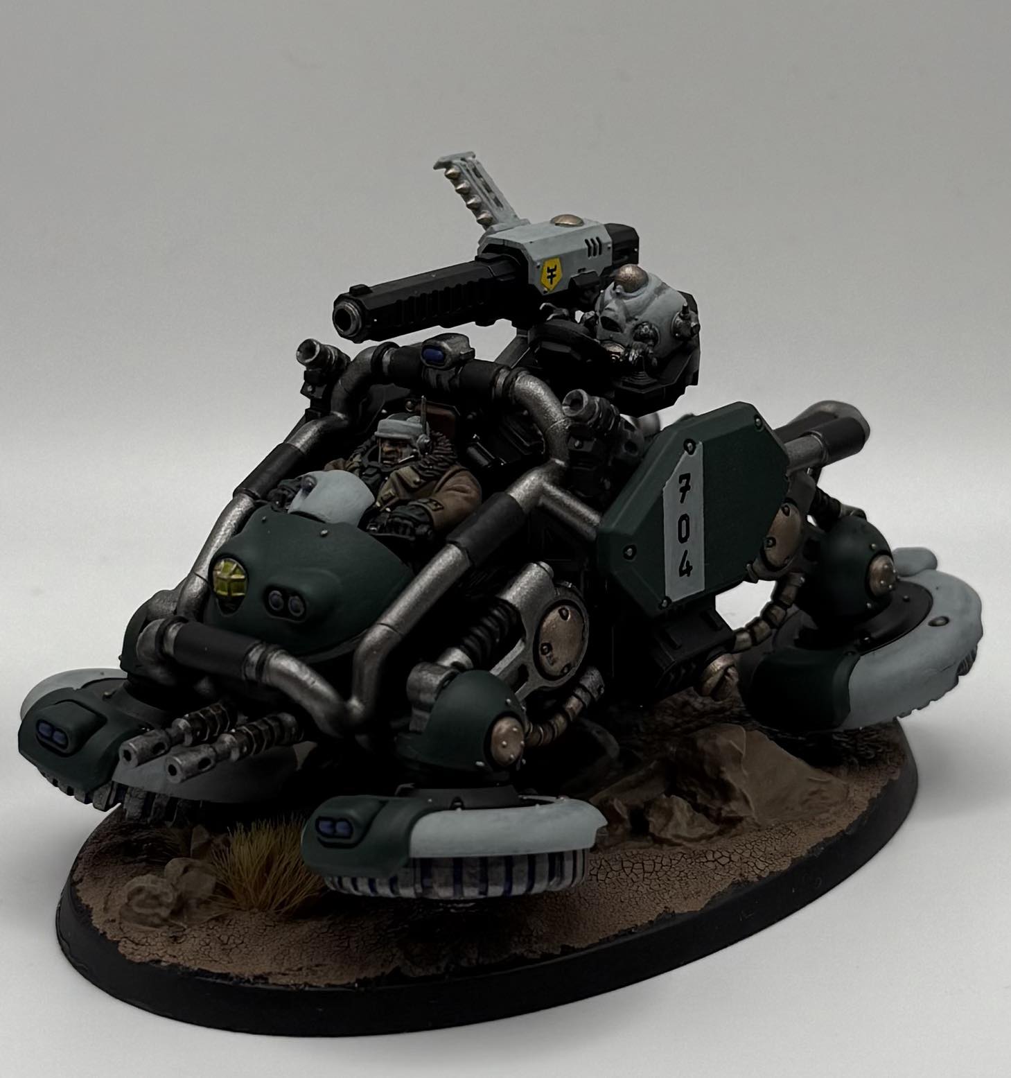 Warhammer 40 000 – Ligues De Votann : Kapricus Defender / Transporteur – Kit Plastique 79 Pièces, Base Ovale, Transferts Inclus
