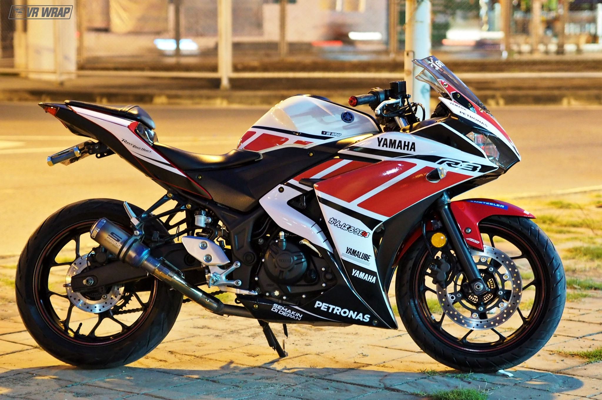 VR Wrap - Yamaha R3 -ติดตั้ง สติ๊กเกอร์ kit R3 ลาย 50th ...