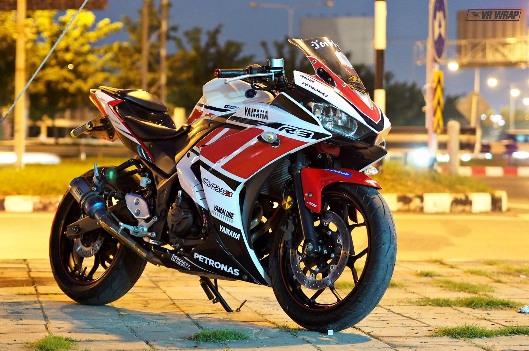 VR Wrap - Yamaha R3 -ติดตั้ง สติ๊กเกอร์ kit R3 ลาย 50th ...