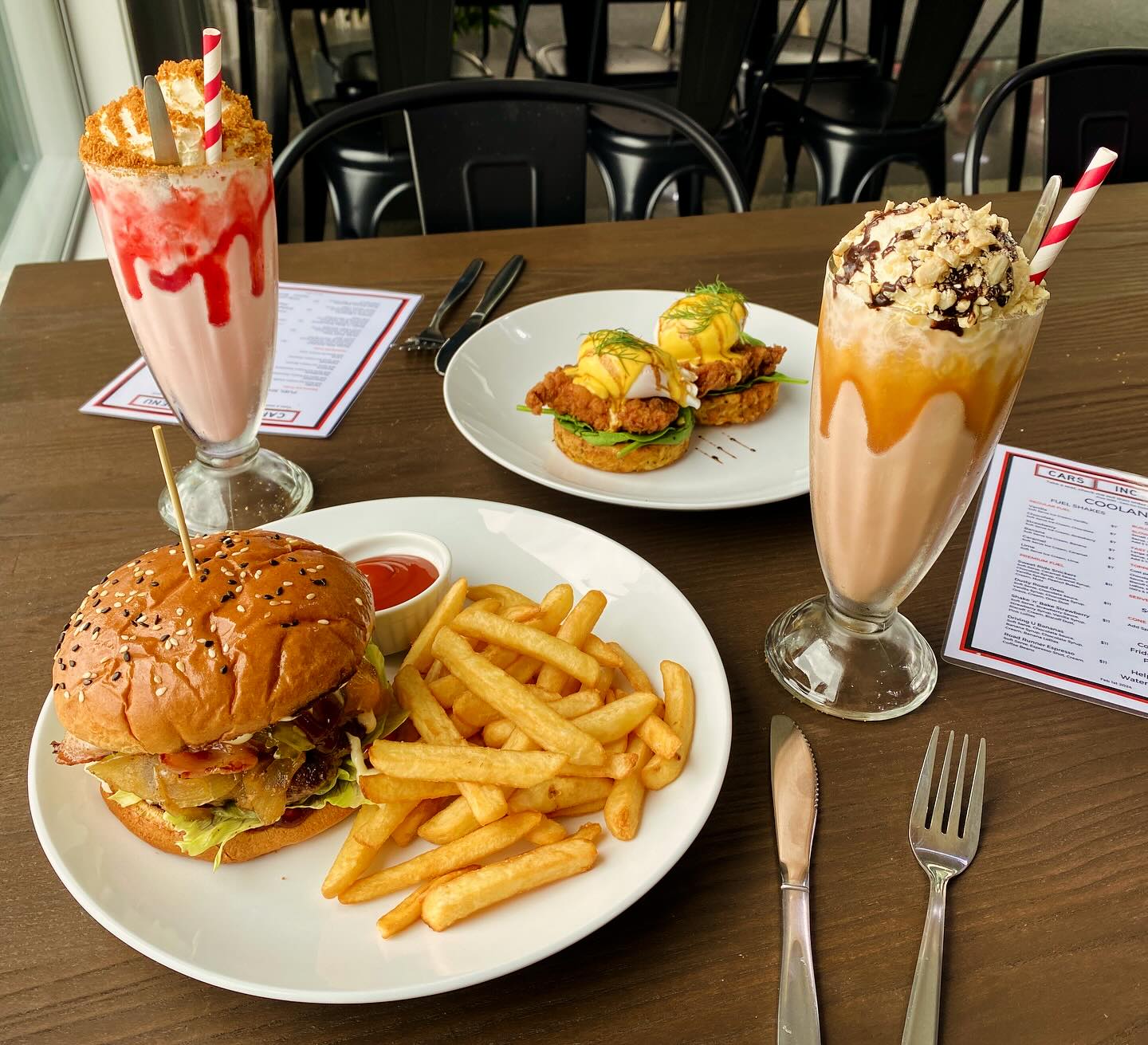 Cars Inc - Shakes with Breakfast or Lunch 🍔🍽️🍦🥓🍳