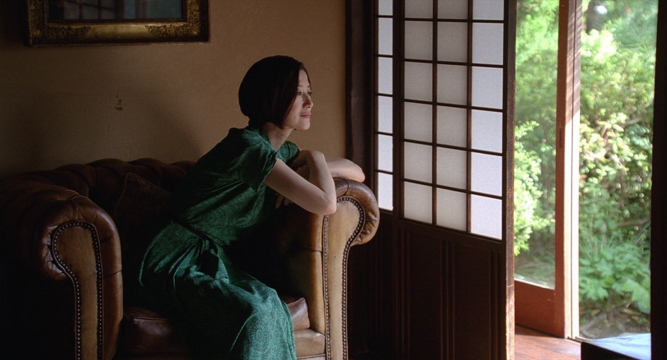 夫•上田義彦の初監督作品『椿の庭』の公開に合わせ、写真展も開催中