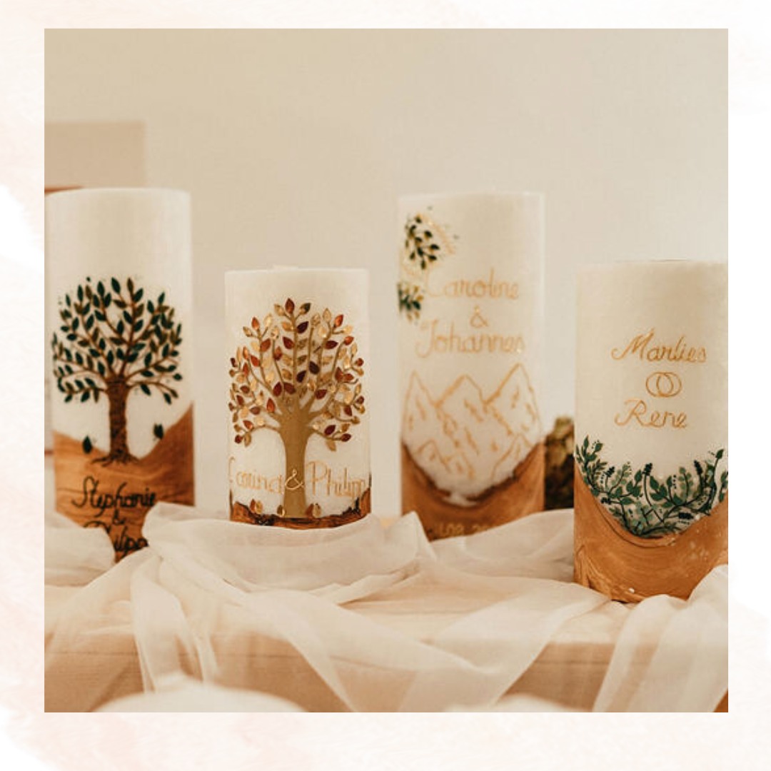 Echte Liebe, echtes Holz – unsere individuell per Hand gefertigten Hochzeitskerzen für unvergessliche Momente. #Hochzeitskerze #Hochzeitskerzen #Hochzeitskerzemitholz #Hochzeitskerzemitbaum #hochzeitskerzemodern #candlestaferner #hochzeitskerzeindividuell