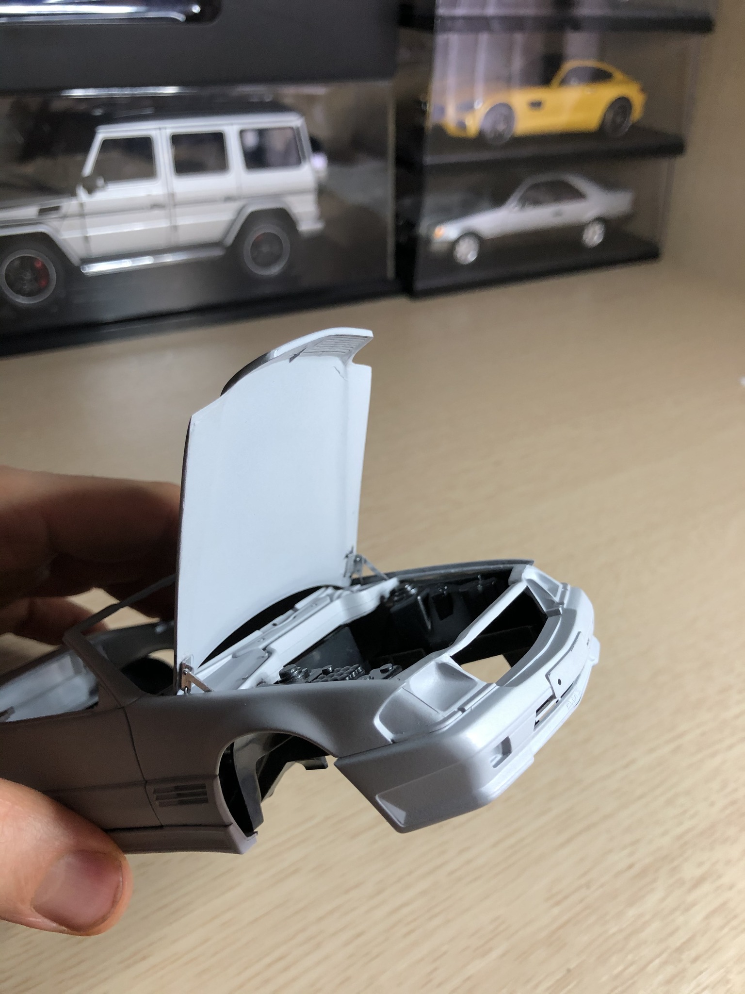Here is my latest project,the Tamiya Mercedes SL 500 AMG in black