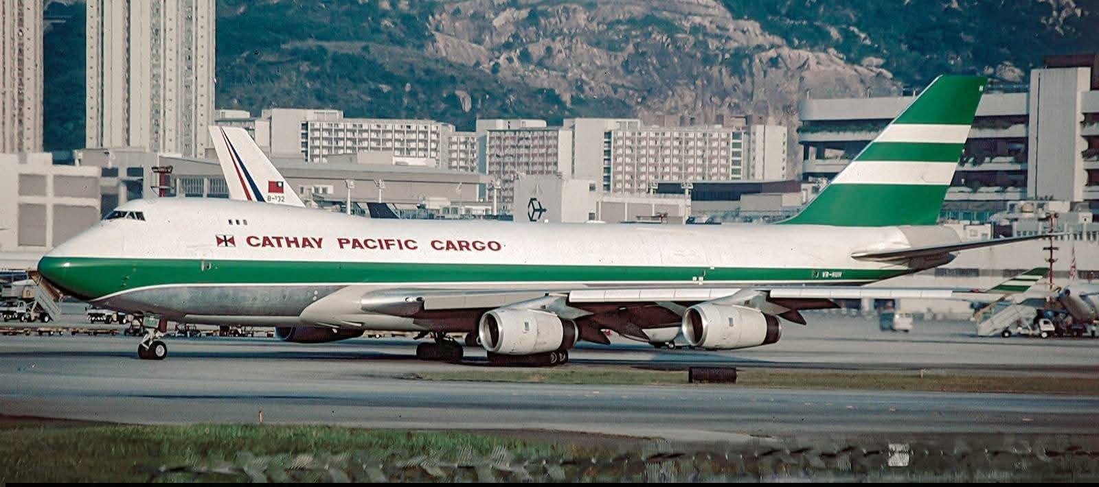Cathay Cargo B747-400F VR-HUH in 1995