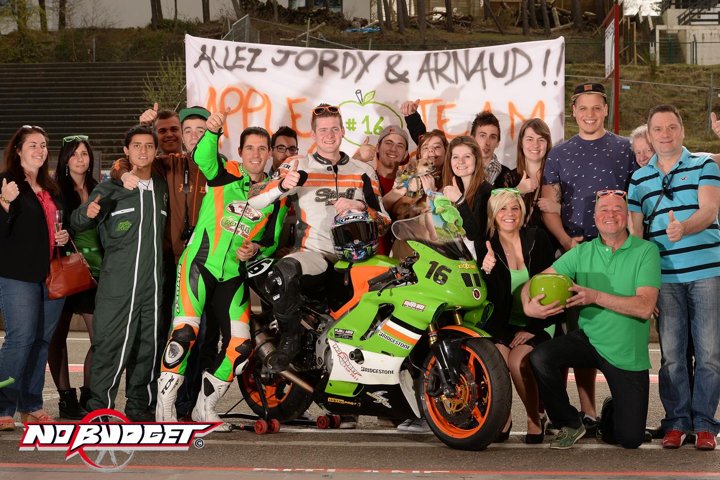 Apple Racing Team