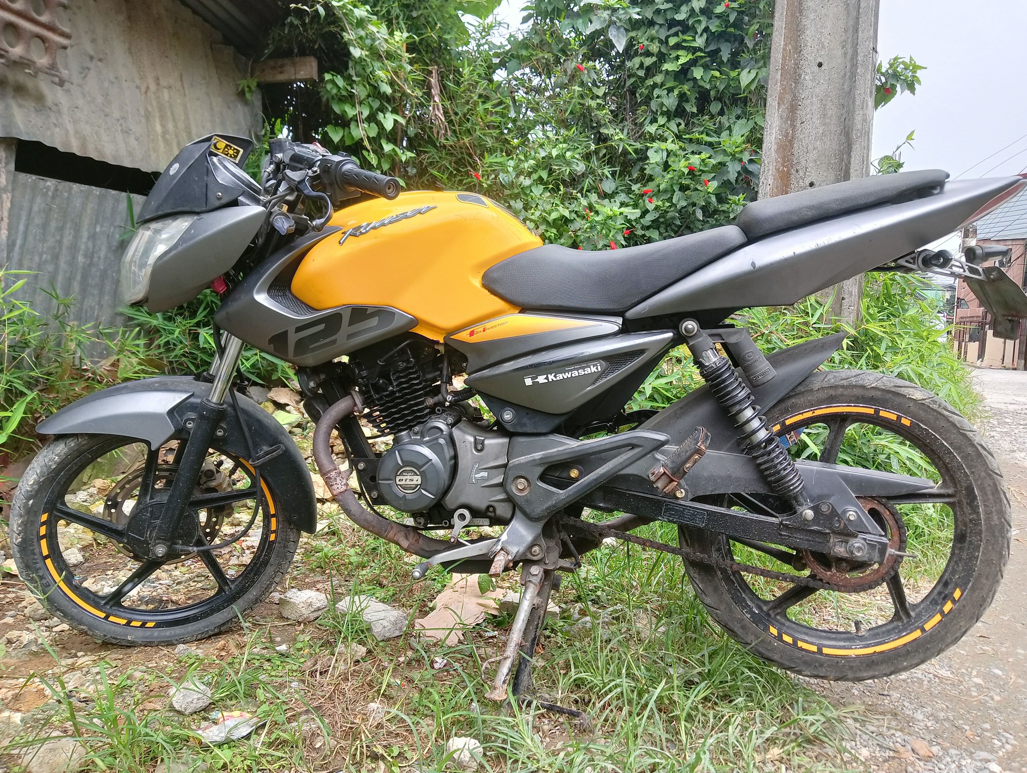 25k ns125 Fi 2021 complete papers visit kayo kakadwa test-drive