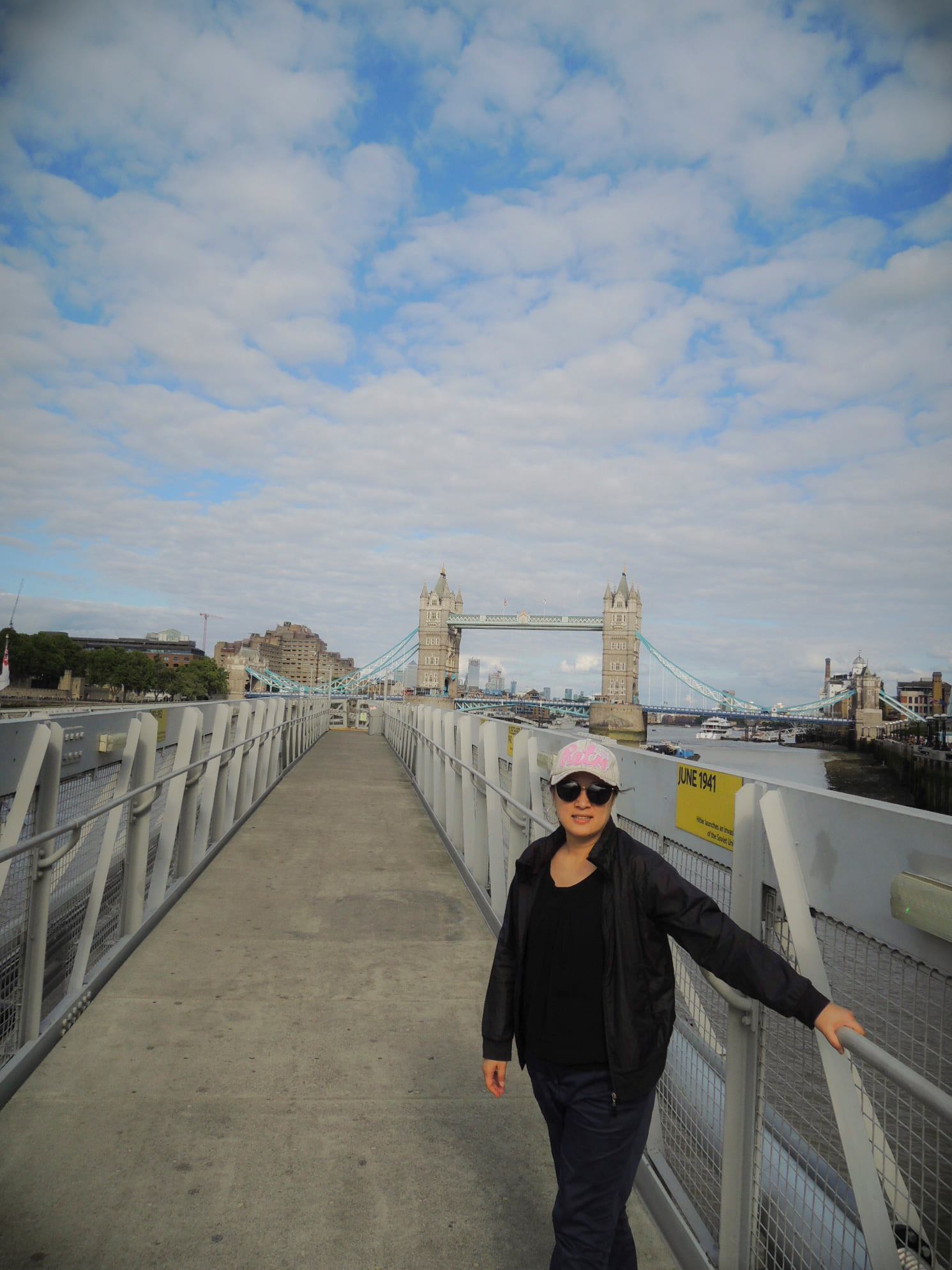 威凱爾留學顧問中心 倫敦鐵橋垮下來 垮下來 垮下來 英文版 London Bridge Is Falling Facebook