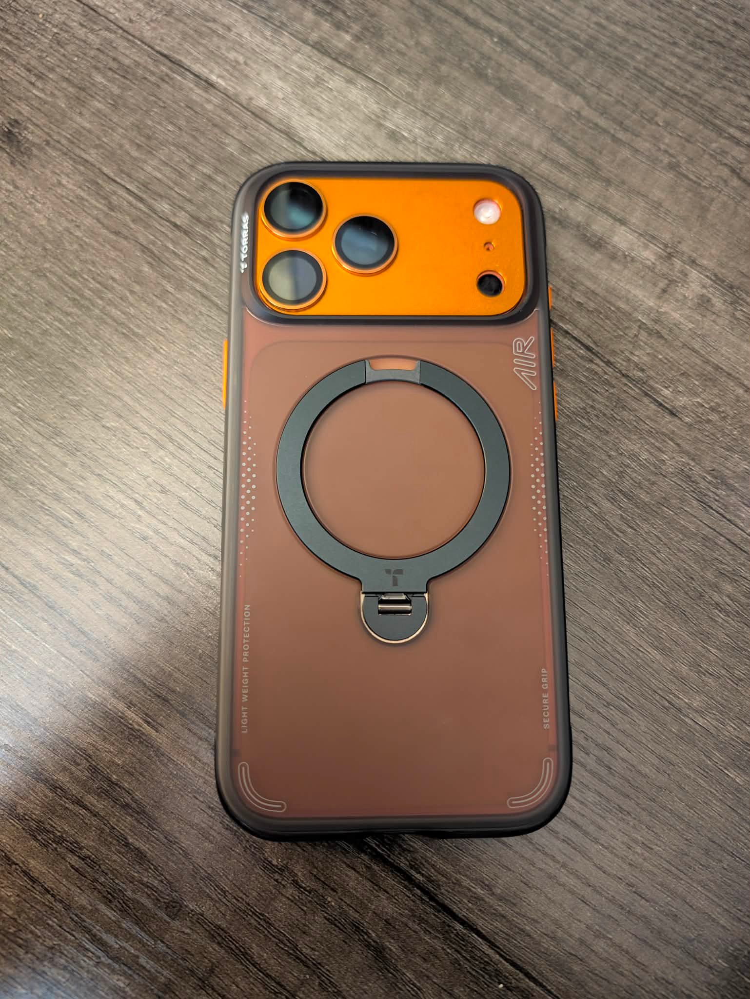 TORRAS x GAWX iPhone 17 Pro Max case review