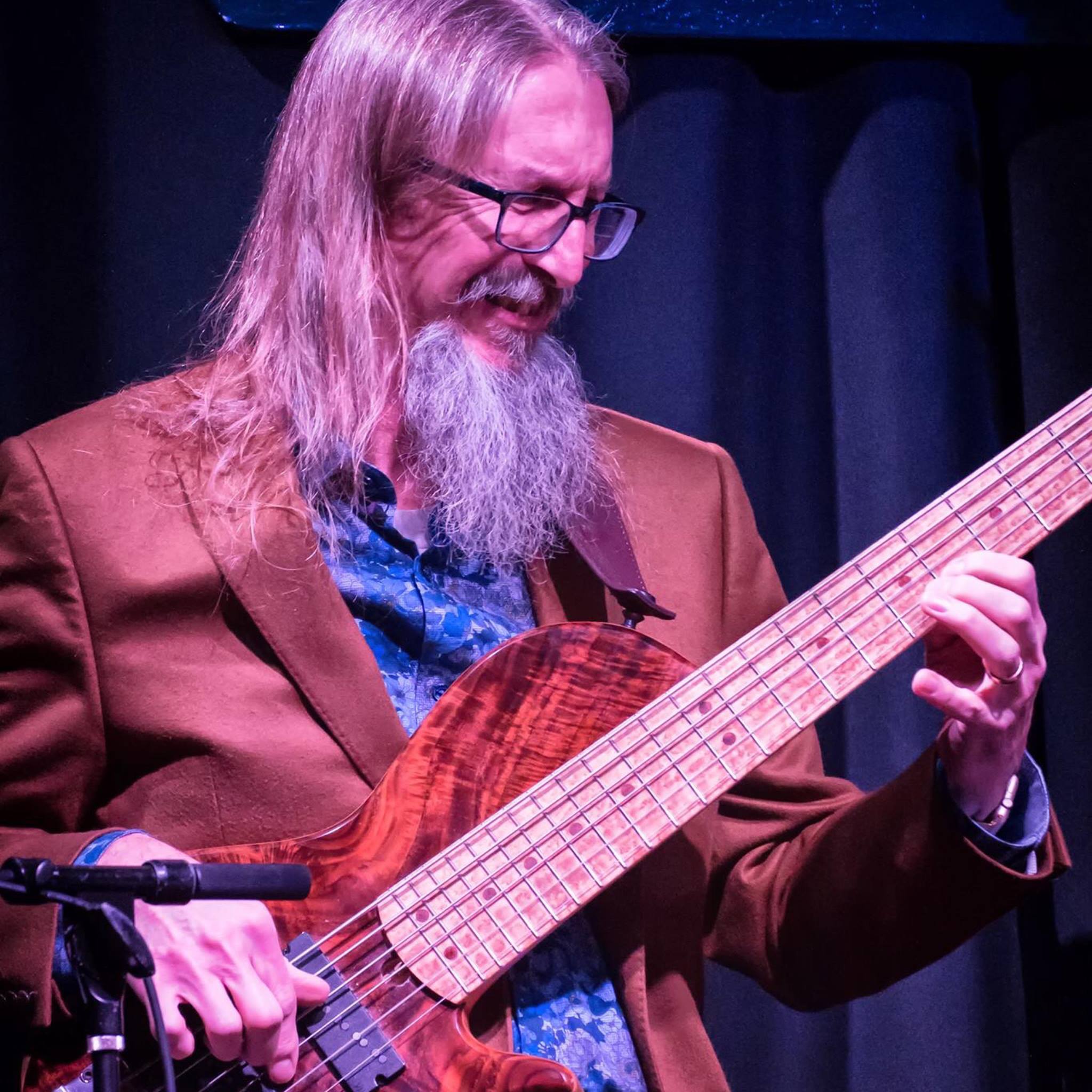 Dave Captein - Bassist