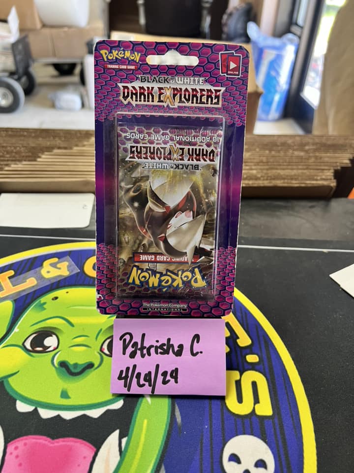 dark explorers booster box opening Dive into the world of Pitch Black with cards that celebrate evolution and strengthen your collection. pokemon black and white dark
