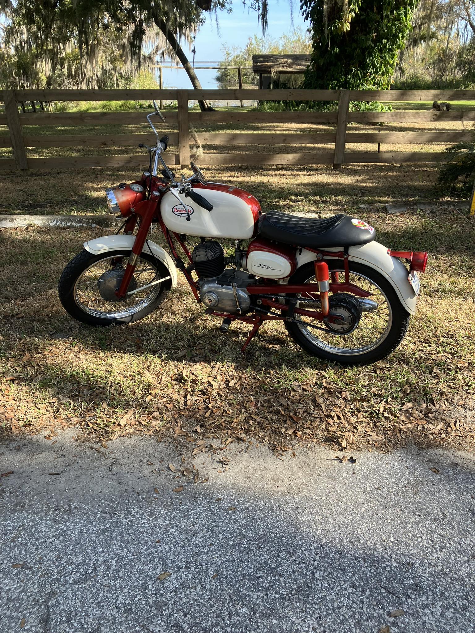 Wards Riverside Motorcycles, Mopeds & Mini Bikes | Facebook