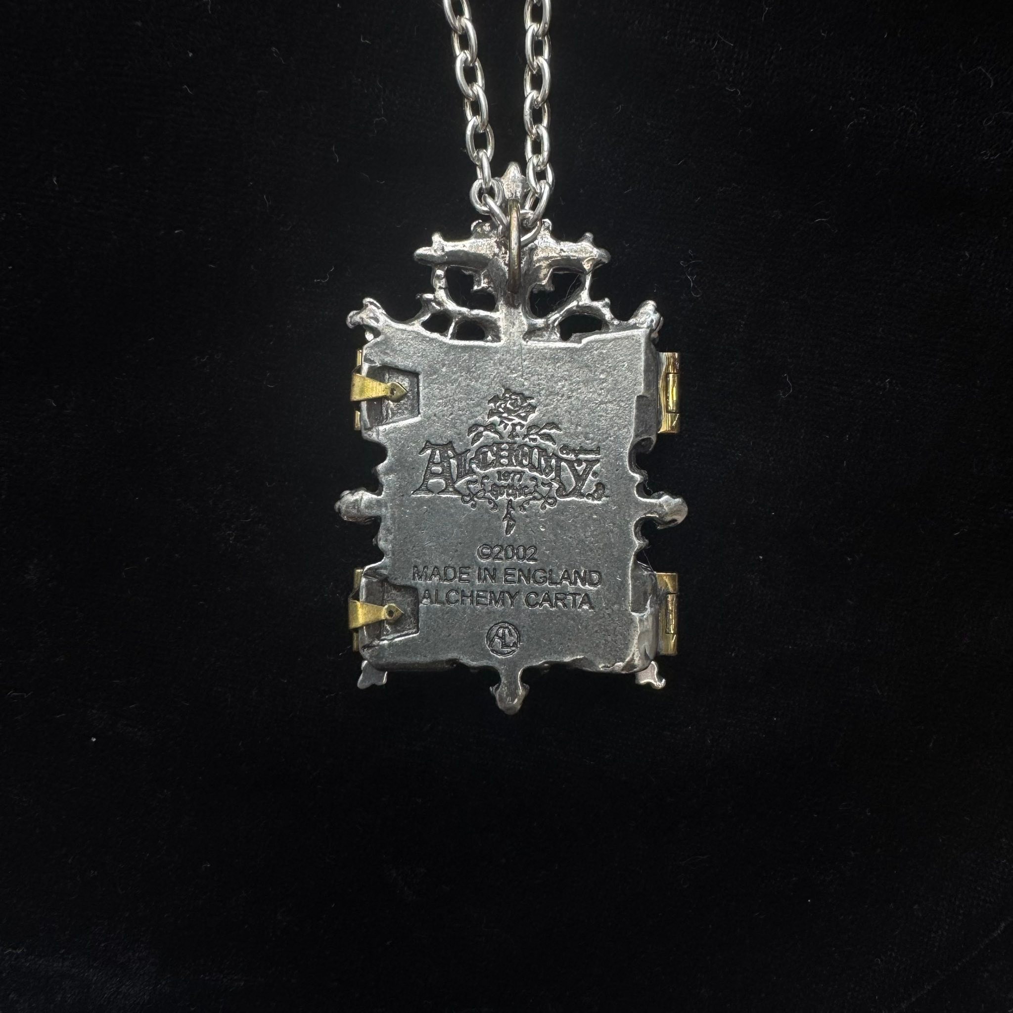 P341 - Orthodox Icon Locket. 《东正教圣像盒》 官方描述： Photo 