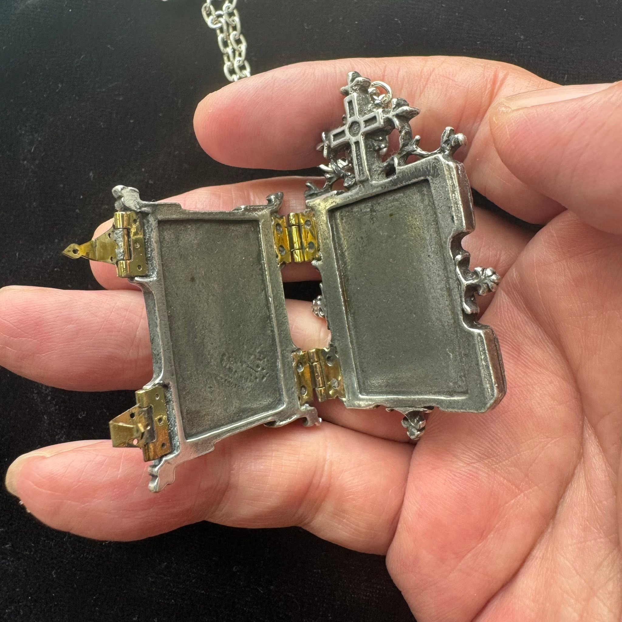 P341 - Orthodox Icon Locket. 《东正教圣像盒》 官方描述： Photo 