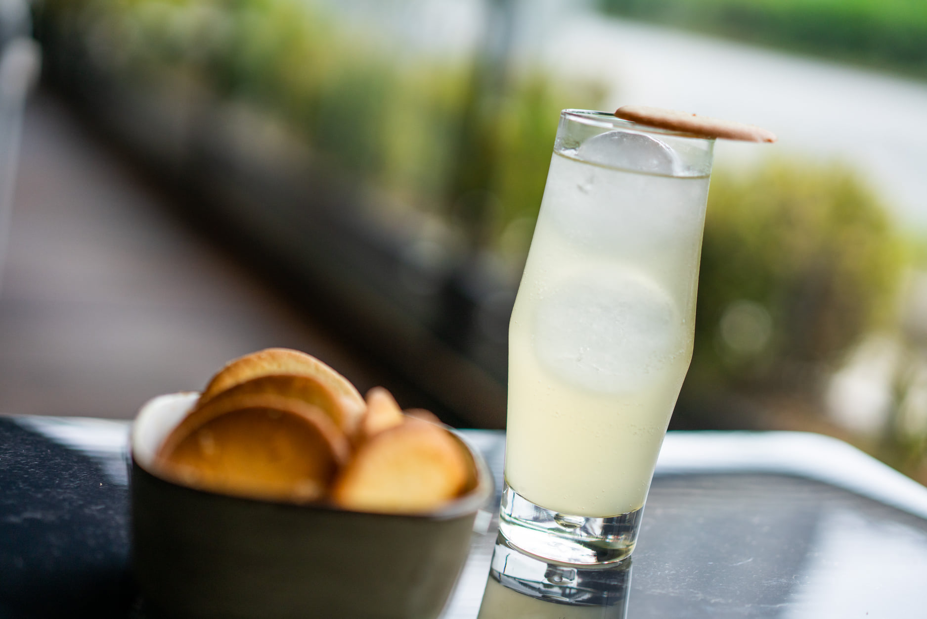 Cafe do Luis - ⚫️ MODERN COLADA ⚪️ O cocktail com... | Facebook