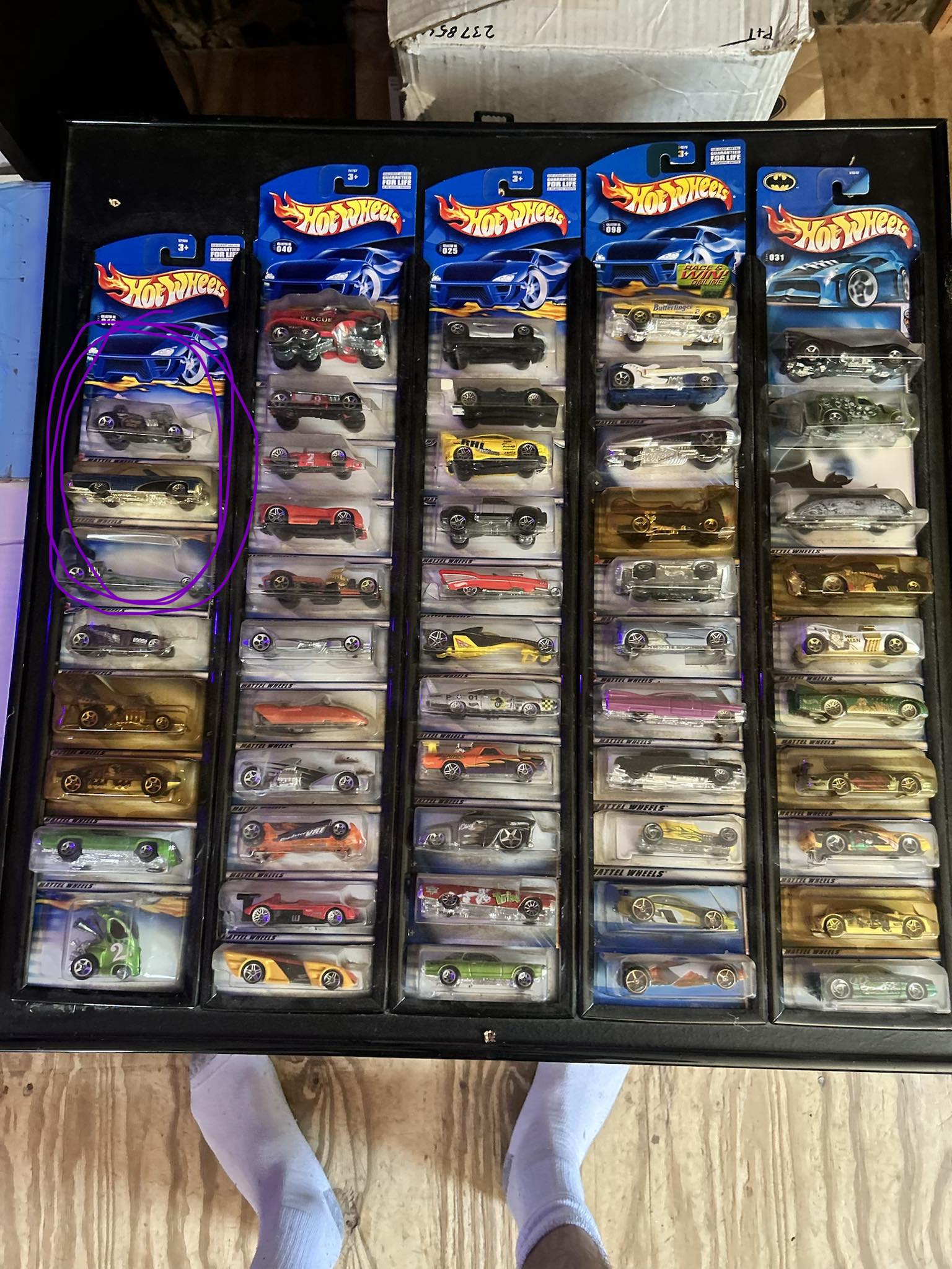 72 set of Mattel Hot Wheels still in packaging weather you collet