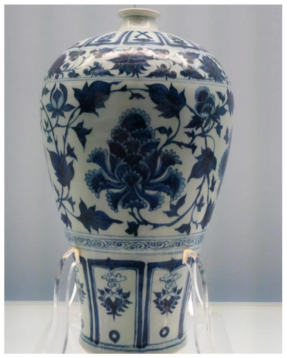 Blue and white porcelain features cobalt-painted blue flowers