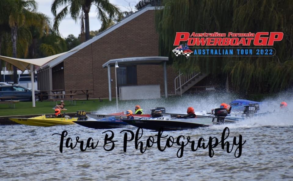 Mojo Racing - A couple of great shots courtesy of Tara...