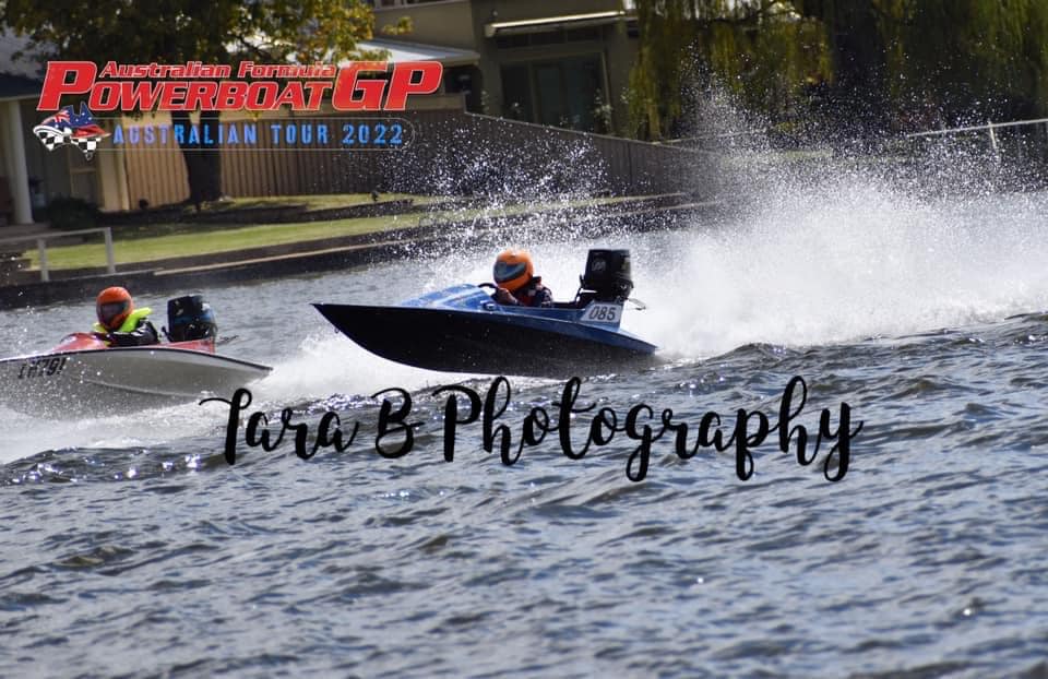 Mojo Racing - A couple of great shots courtesy of Tara...