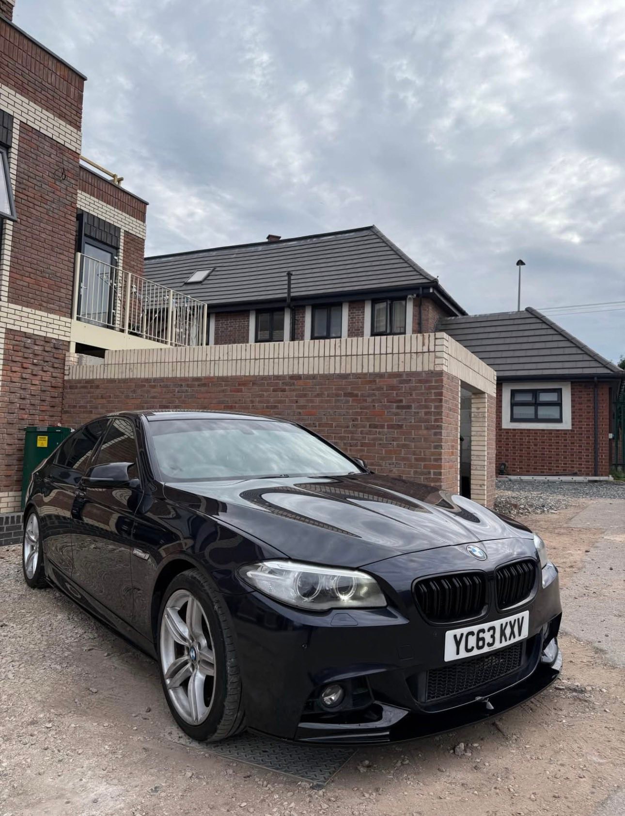 Bmw 523d Year 2013 Diesel 2.0 Bucket seats M sport package Price 