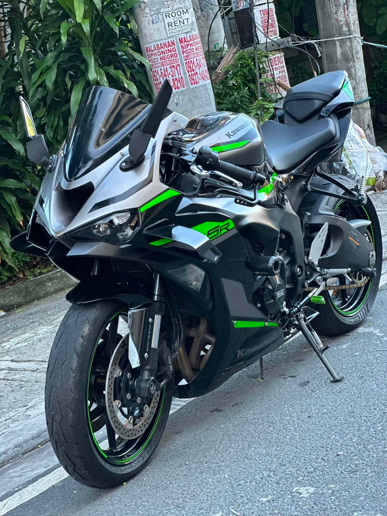 🔥 FOR SALE: KAWASAKI ZX-6R 🔥