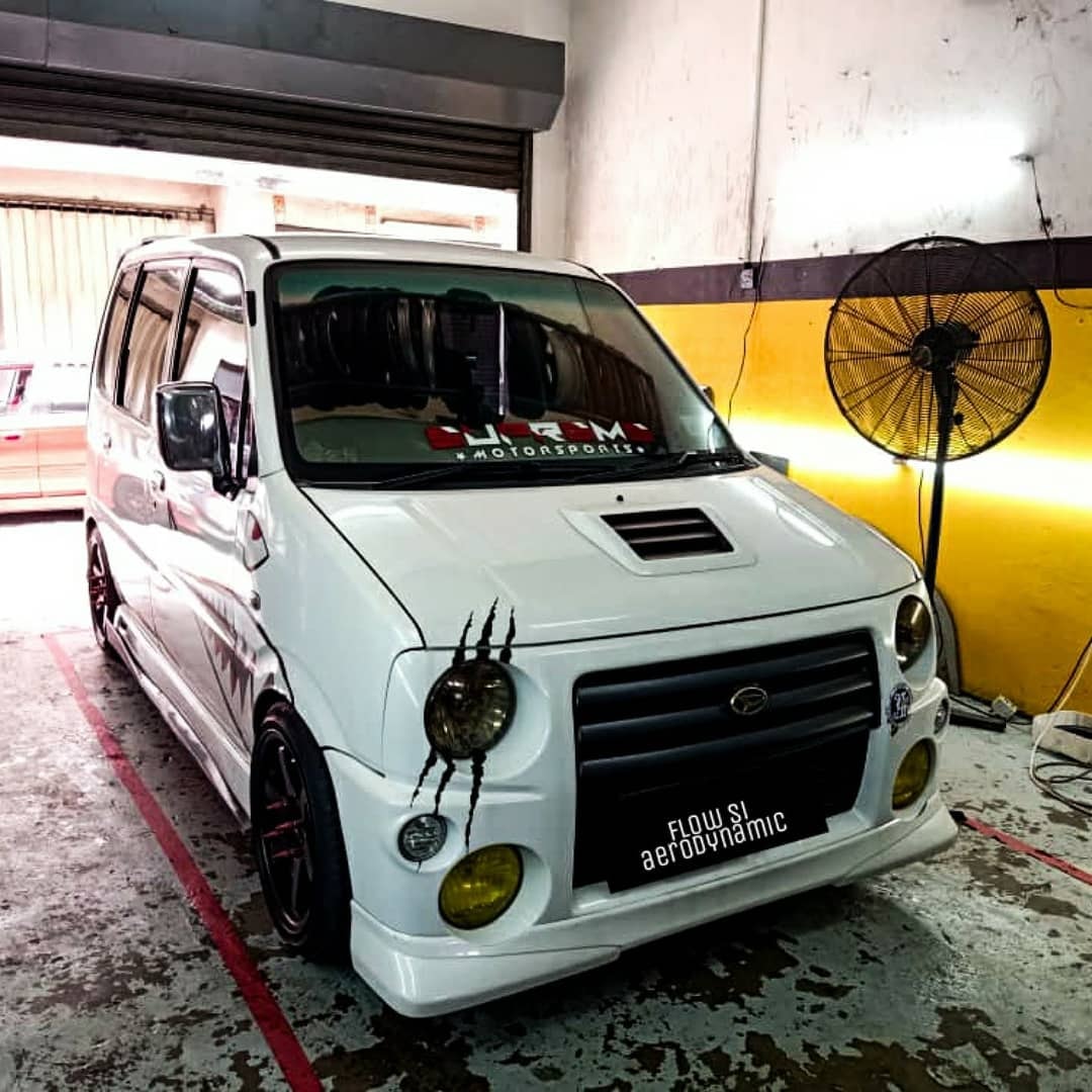 Custom front splitter & winglet |... - Flow S.i Aerodynamic | Facebook