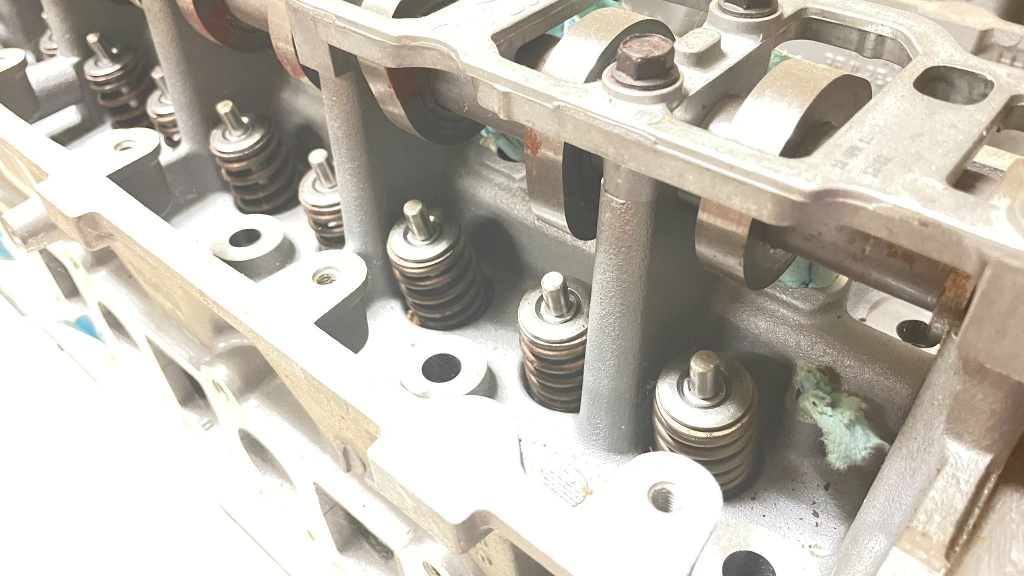 NEW Factory Original 4.6 2V PI Ford Heads Mustang (RARE NEW IN BOX ...