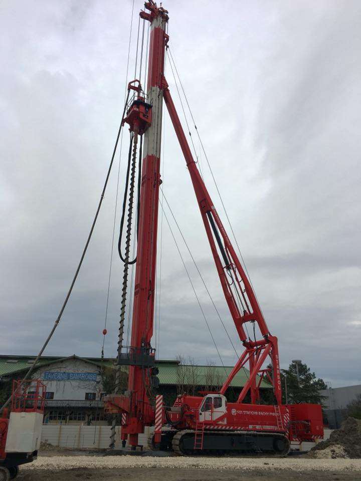 🚨🚨 Machine à pieux... - Gironde Travaux Revalorisation