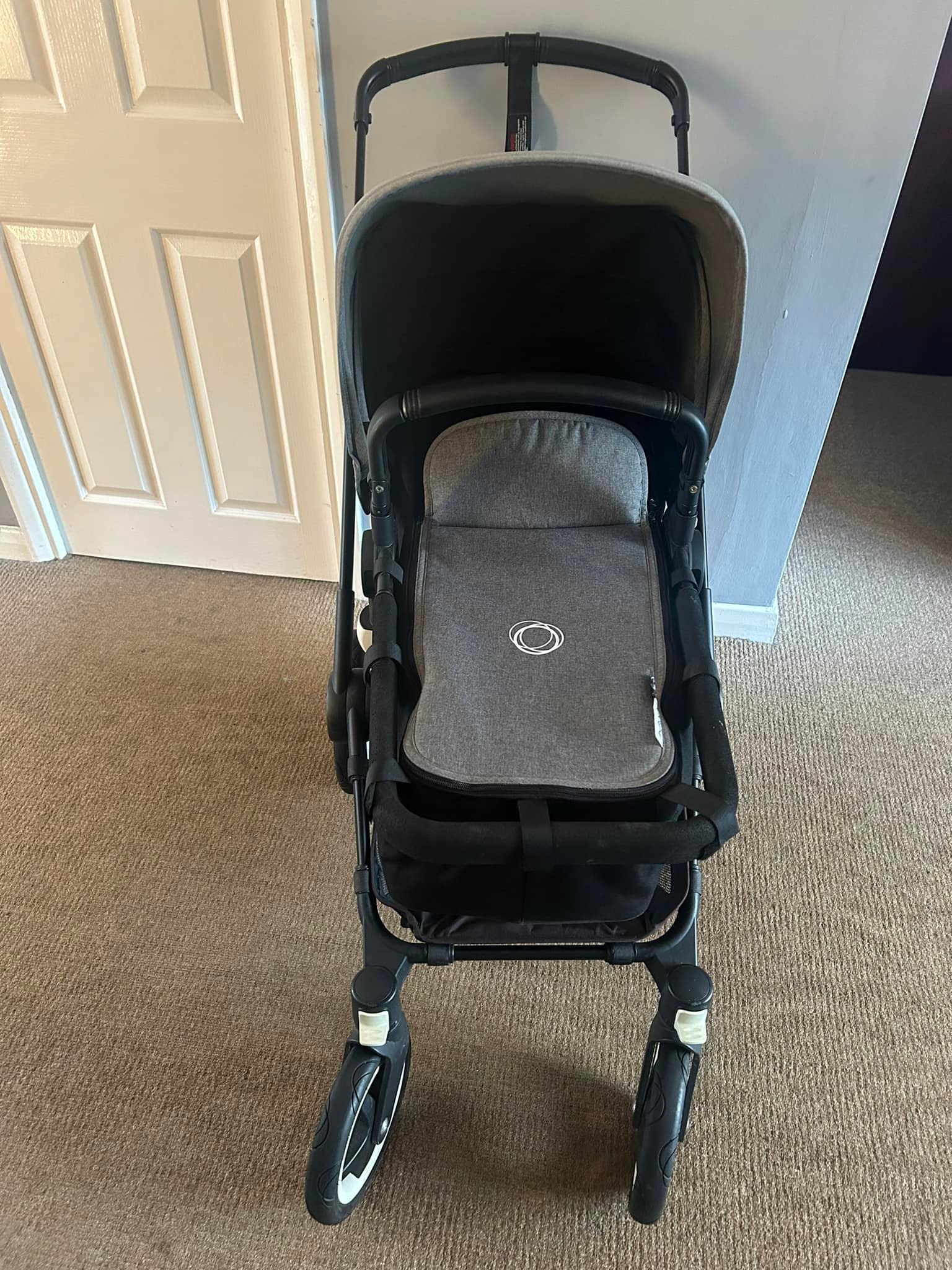 maxi-cosi moa 8-in-1 high chair Maxi Cosi 3 speed reel Moa easily transforms to Vegan Leather Large Capacity Sizes:3 pieces in 30x40 cm