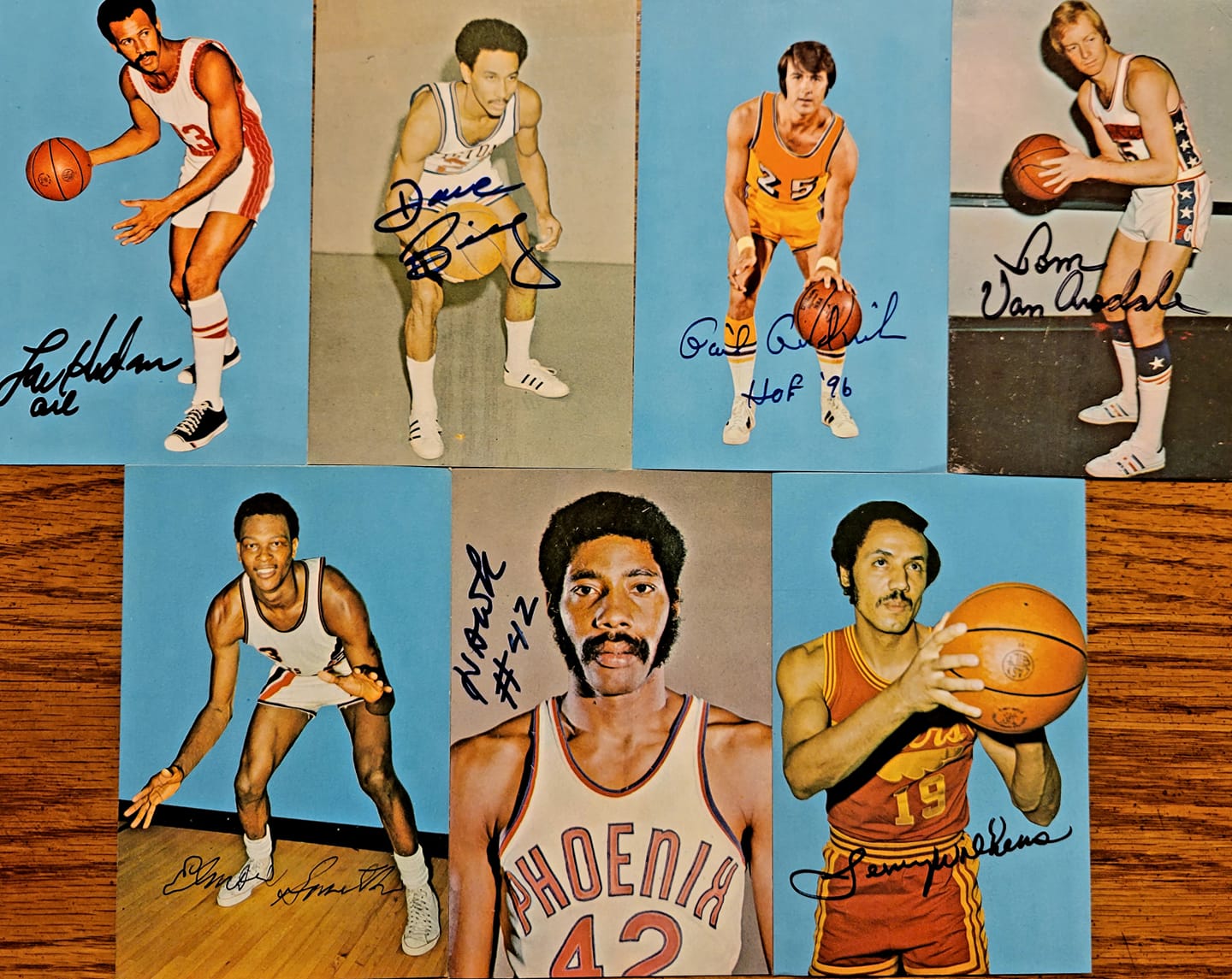 NBA autograph set with old and new players?