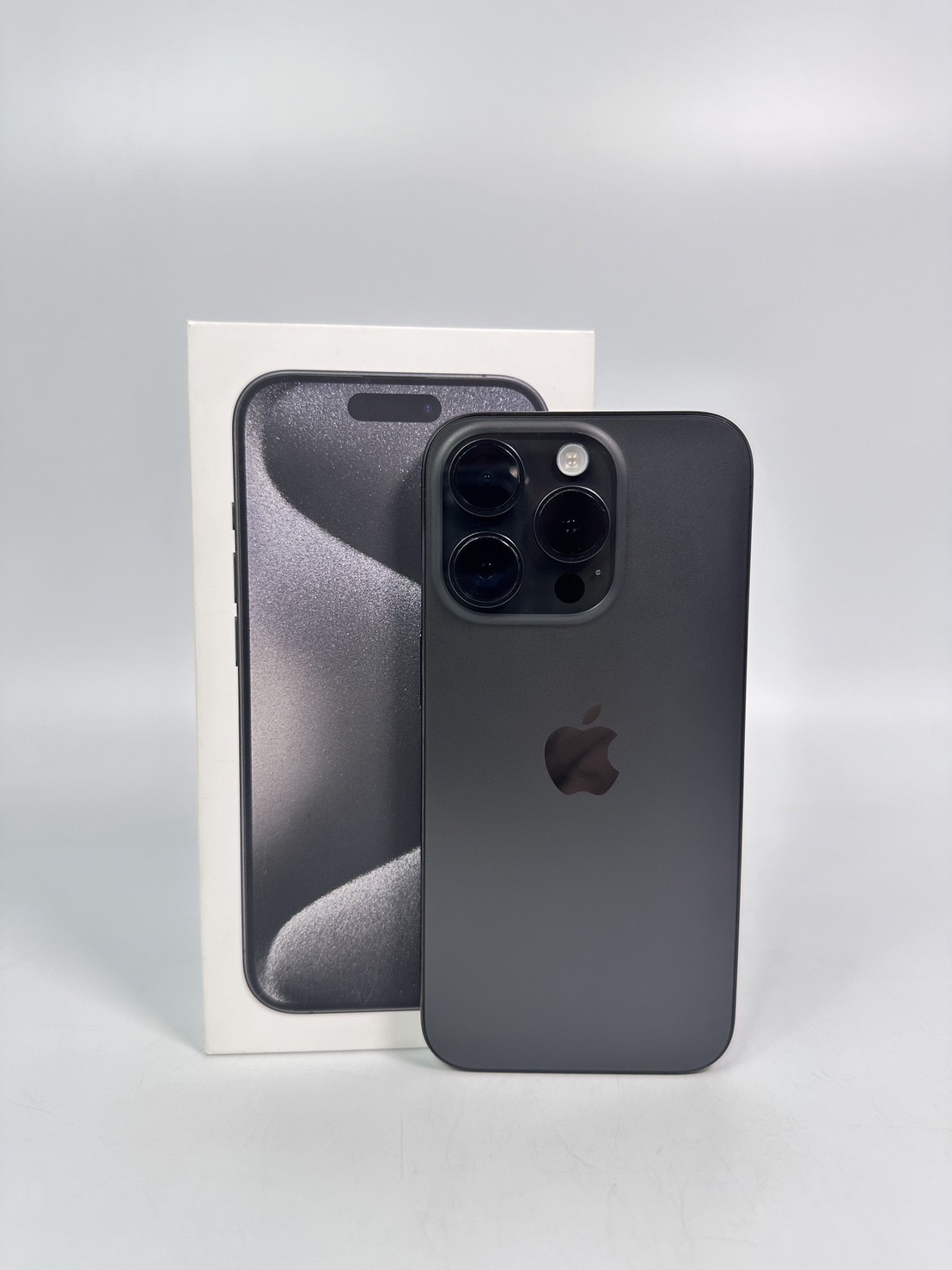 🌠ห้ามพลาด 15 Pro สภาพสวย มีปกศ.9เดือน 🌠 🌠 iPhone 15 Pro 128GB Black ...