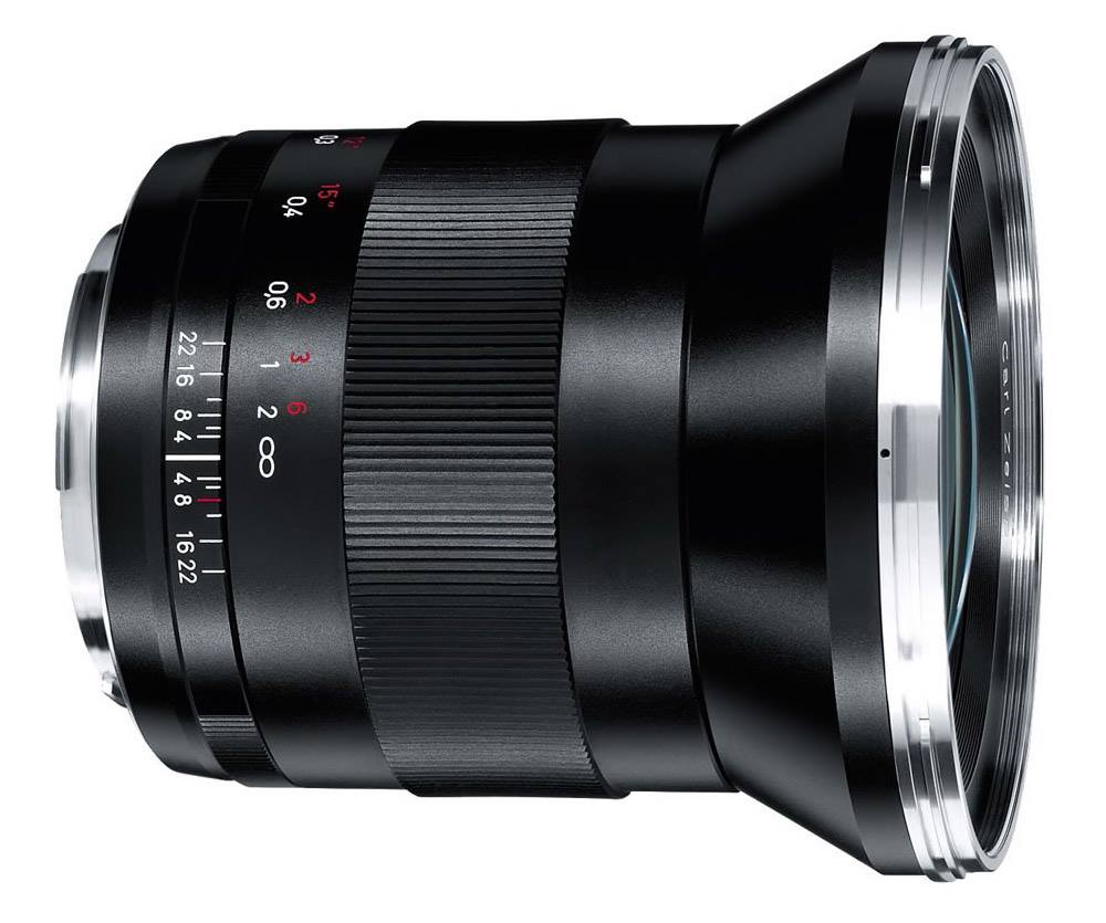 Carl Zeiss Distagon 32mm f/2.8 lens review