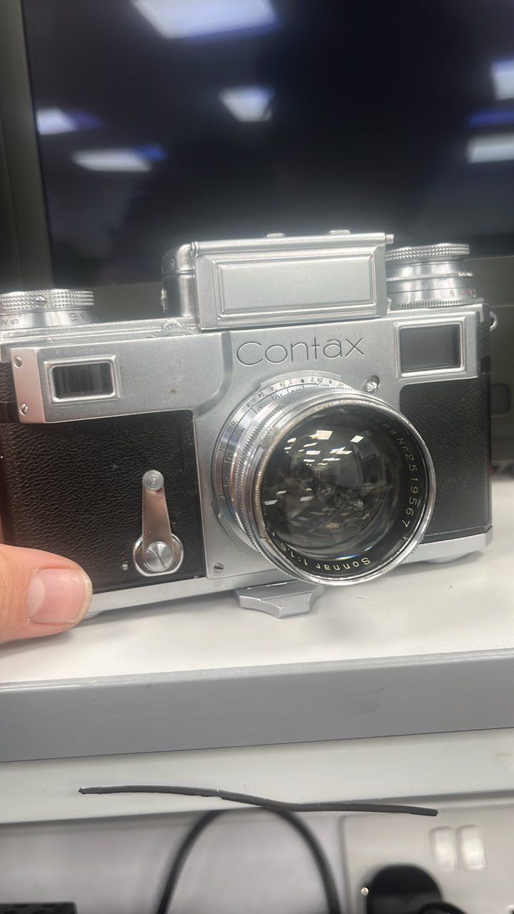 Restoration of 1936 Contax III camera with rare Sonnar lens