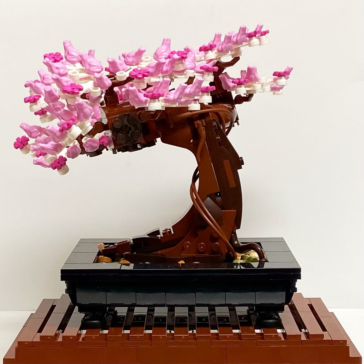 Lego bonsai tree and love birds display