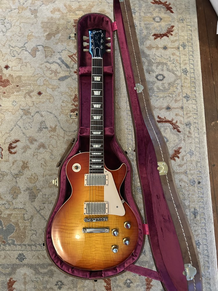 2013 Gibson Les Paul 1957 reissue, factory bigsby, heavy aged, 1