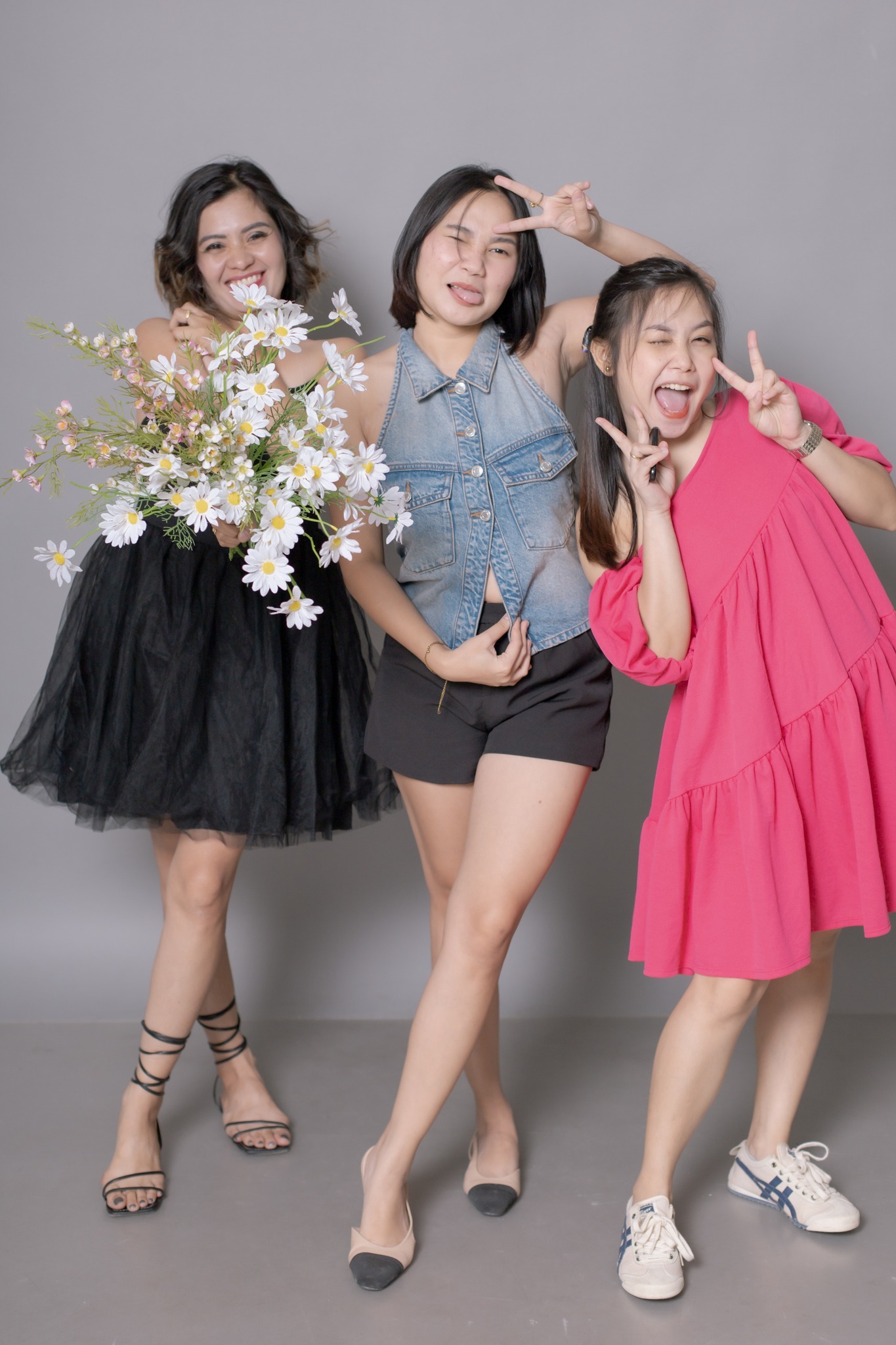 Capture memories... - Uclick Self-Portrait Studio - Cebu City | Facebook