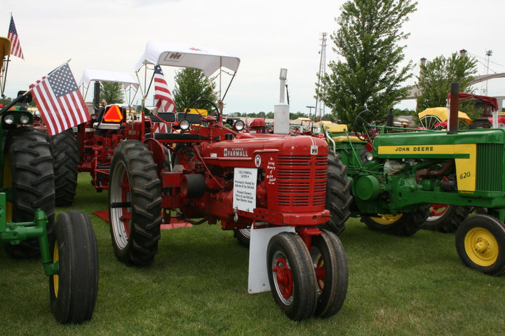 WHO Great Iowa Tractor Ride | Des Moines IA