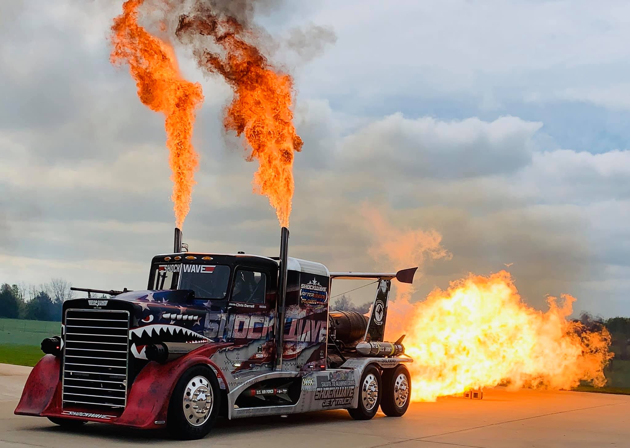 NEWS FLASH! Jet engines,... - Wings Over Houston Airshow | Facebook