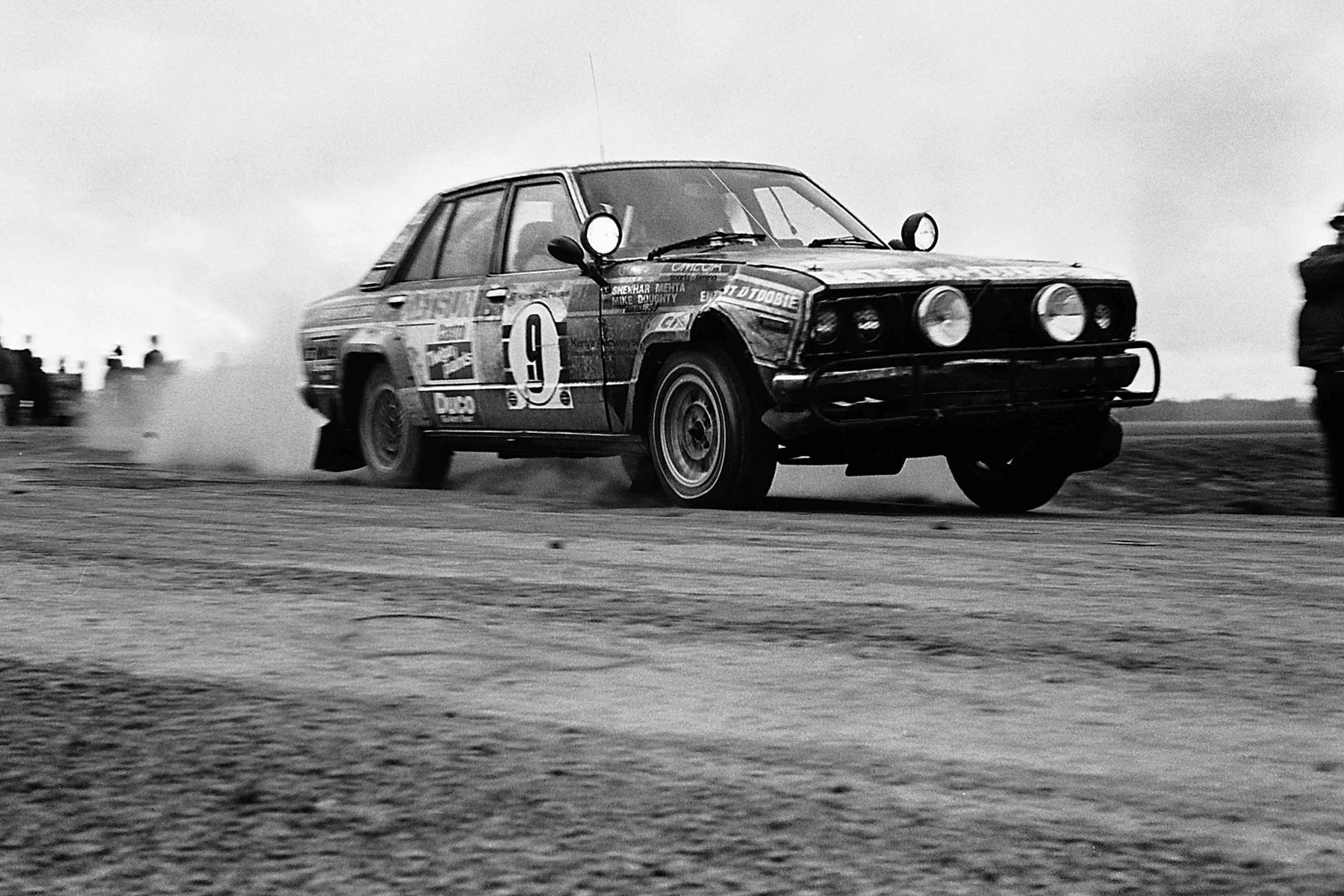 Maquette Spark Datsun 160J #1 Winner Rally Safari 1980 – Échelle 1:43 – Modèle S7767