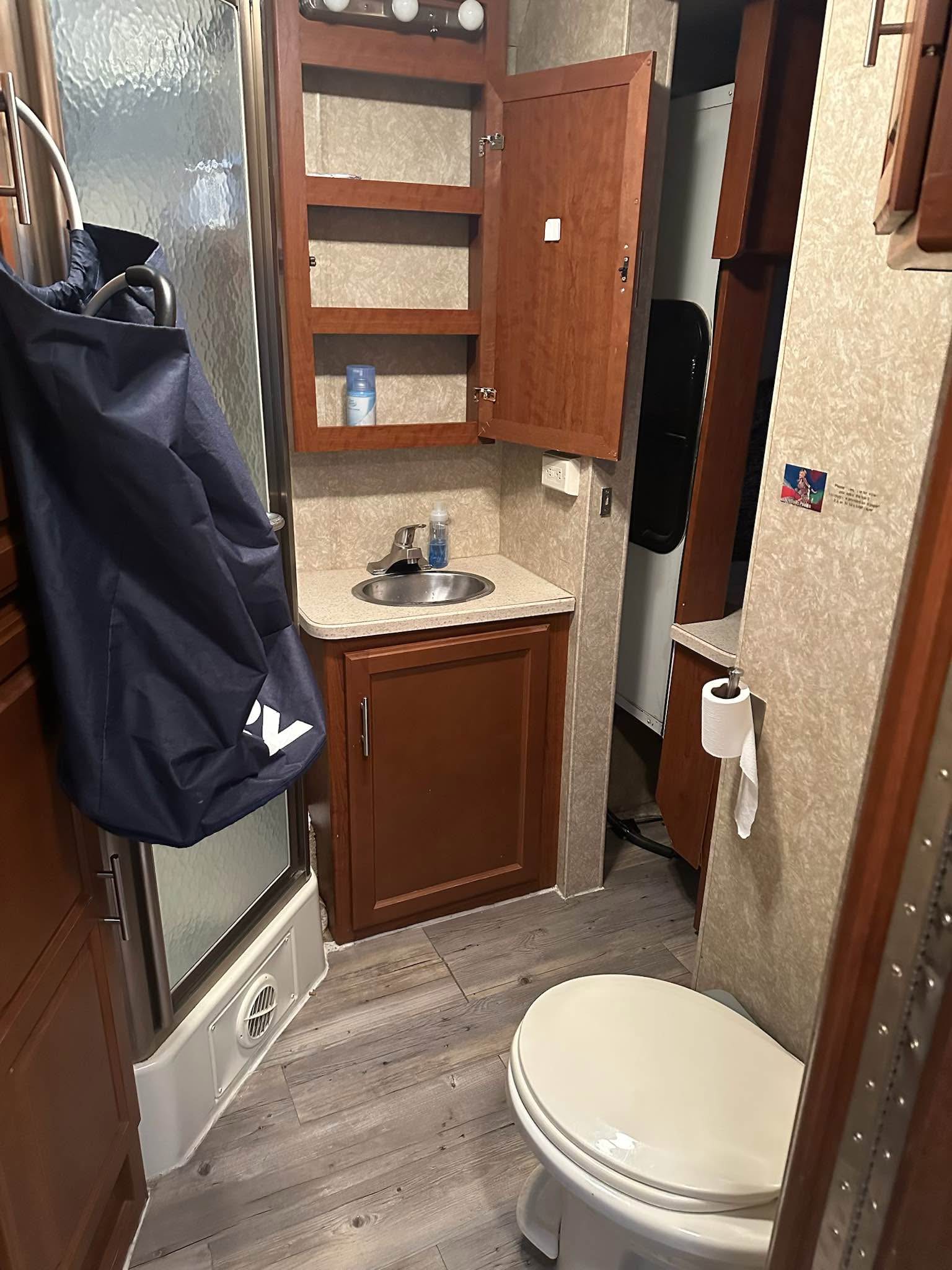 Dutchman 31 foot RV - RVs & Campers - Englewood, New Jersey | Facebook ...