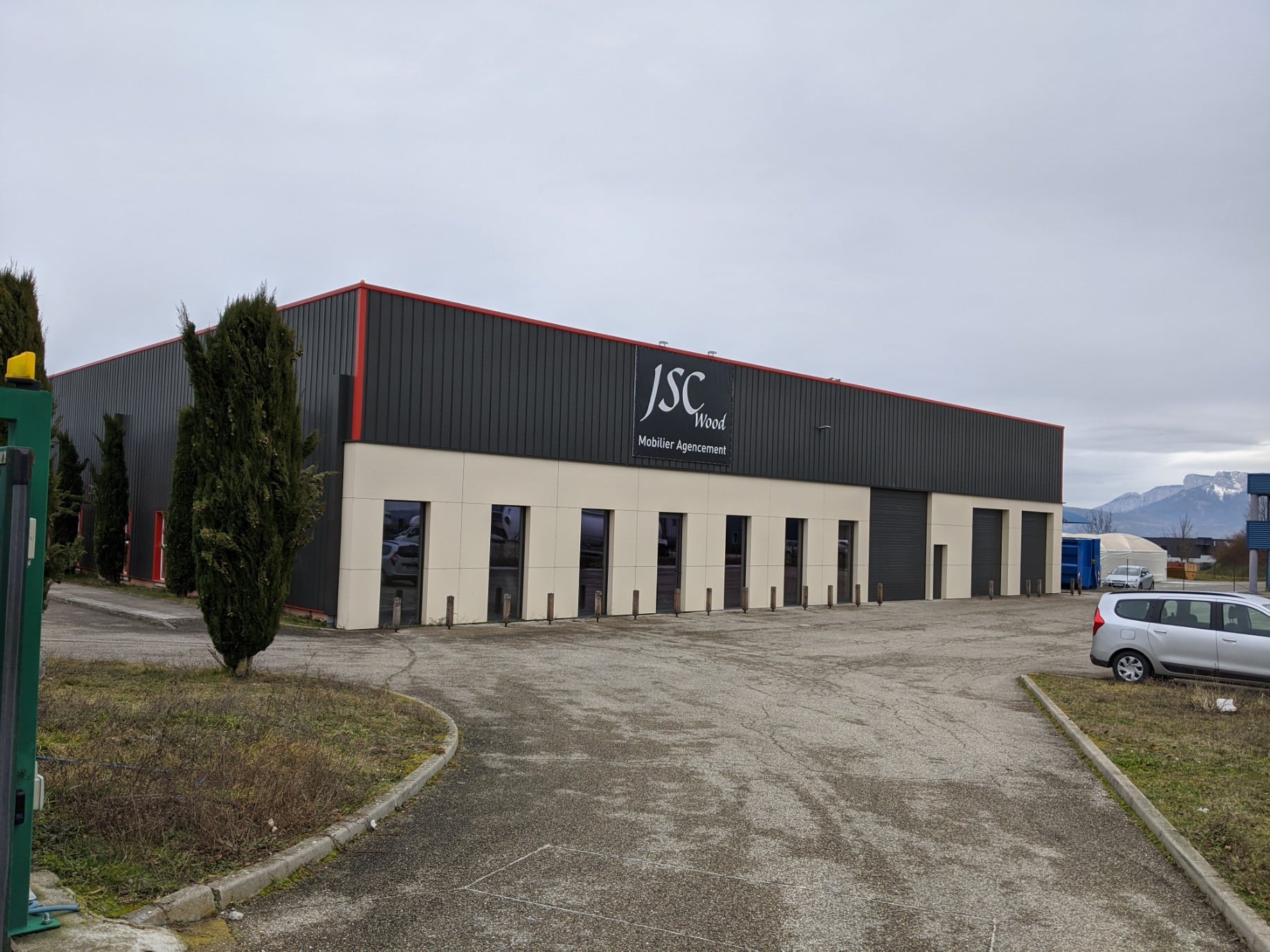 JSC WOOD | Colombe