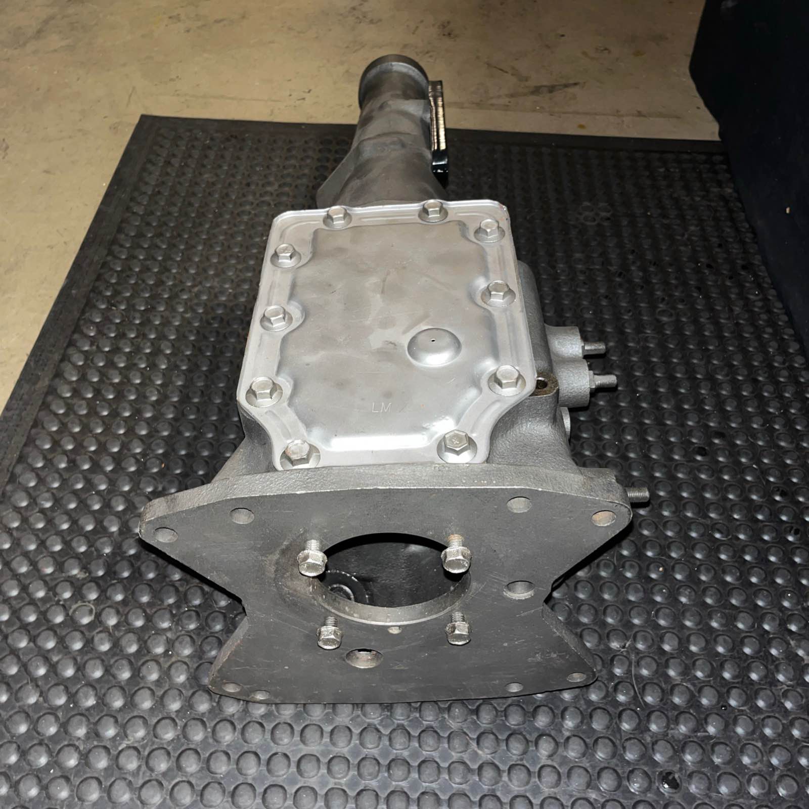 Ford Toploader RUG AE2 428cj-boss429 main case and tailshaft