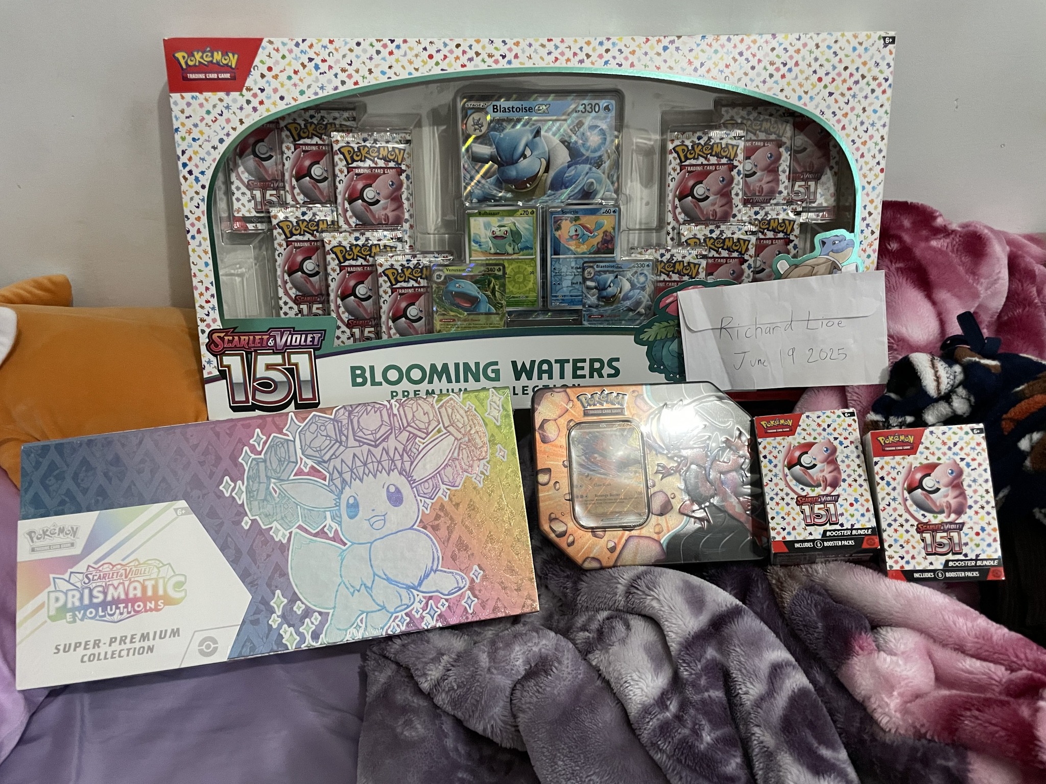 pokemon 151 booster box blooming waters Premium Protector  Console Box Protector In this premium collection pokemon trading card game blooming