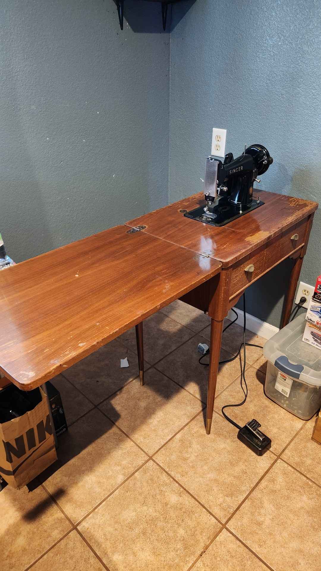 Vintage singer sewing machine - Sewing Machines - Phoenix, Arizona ...