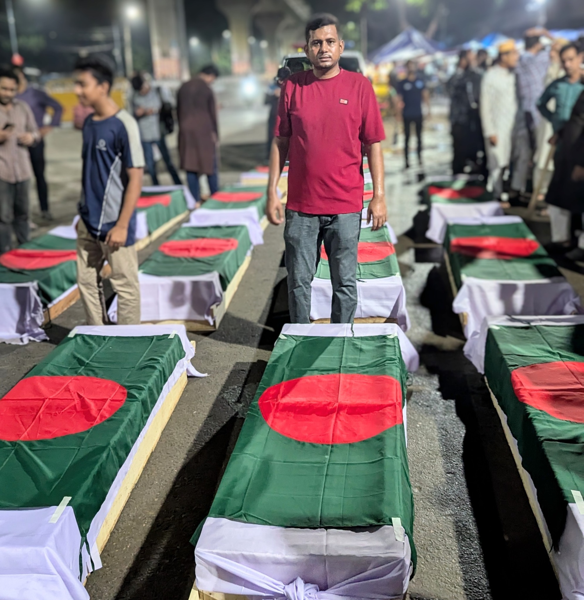  Esrafil - জুলাই শহীদ দিবসে ৬ দফা দাবি নিয়ে জুলাই ঐক্যের প্রতীকী কফিন Illustration 