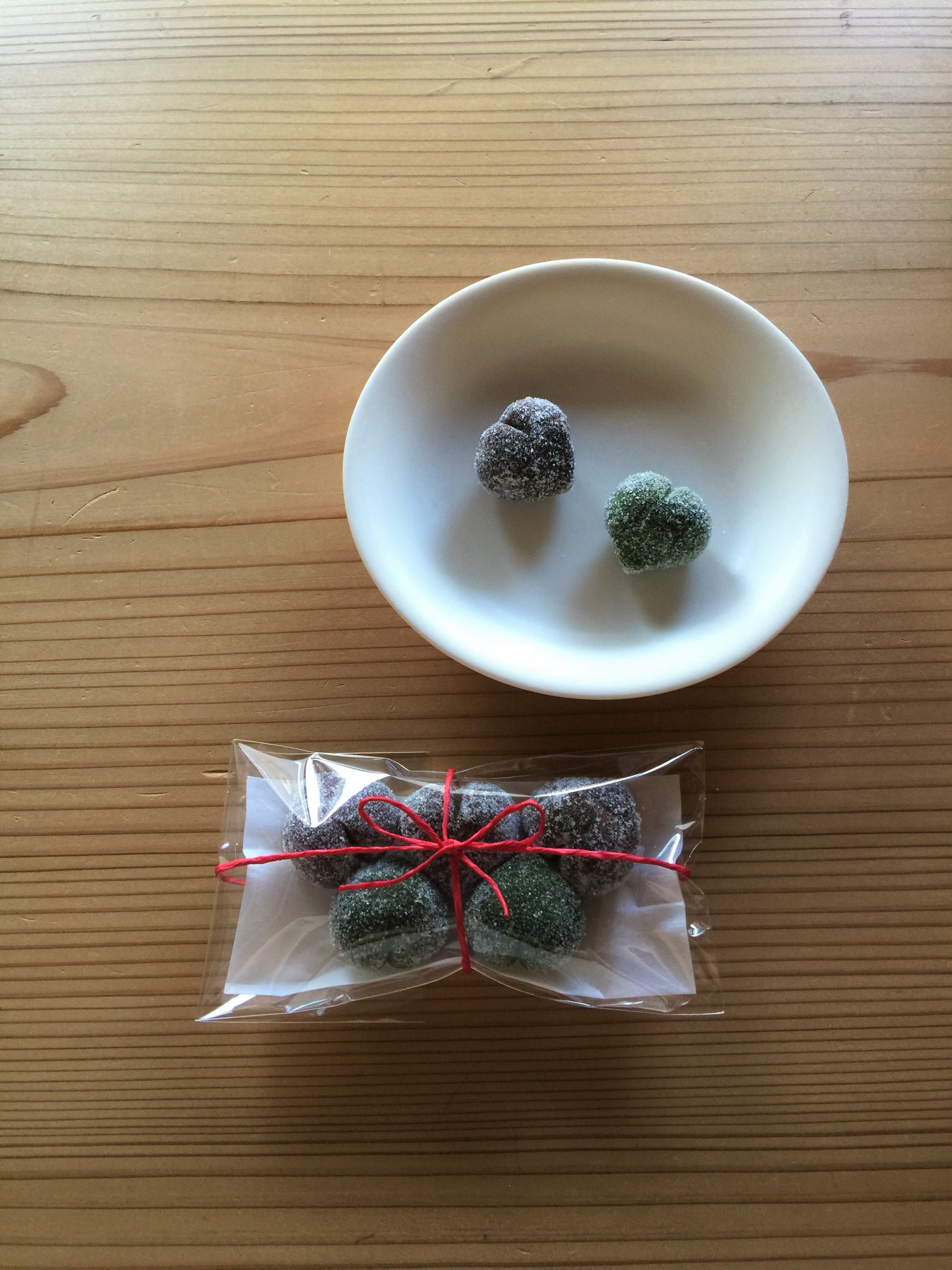 かもかし - 新発売の「おひがし」をご紹介します。 きなこすはまという、きなこを使用した干菓子で...