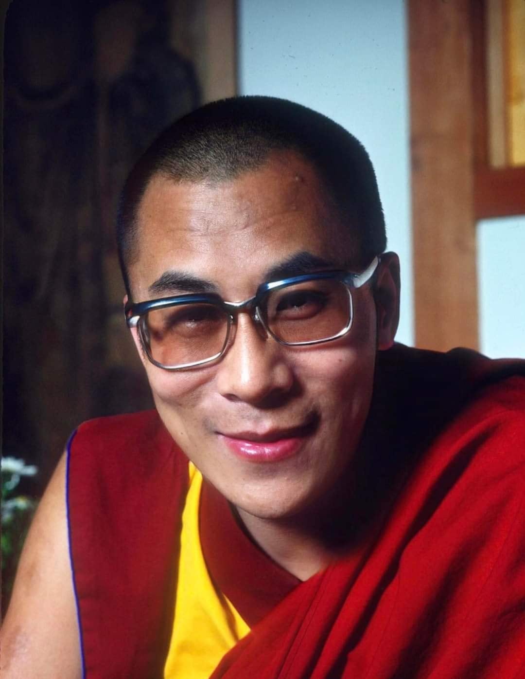 妙善語 - 修練時，先從世俗上觀察煩惱對自己有很大的傷害性，先稍微降低煩惱的勢力，然後再進一步的去觀察煩惱的自性，其本... | Facebook