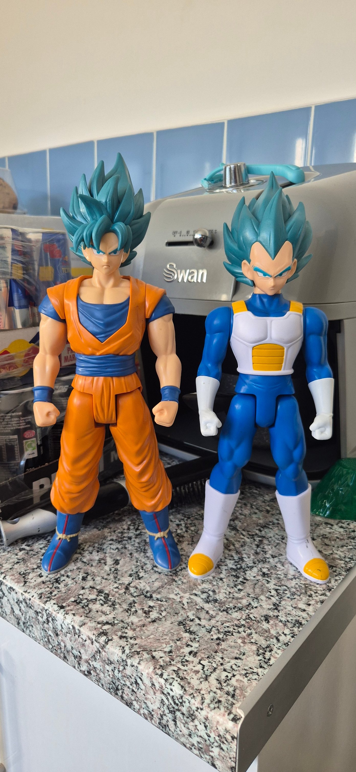 Information on 12-inch Goku and Vegeta Super Saiyan Blue plastic 