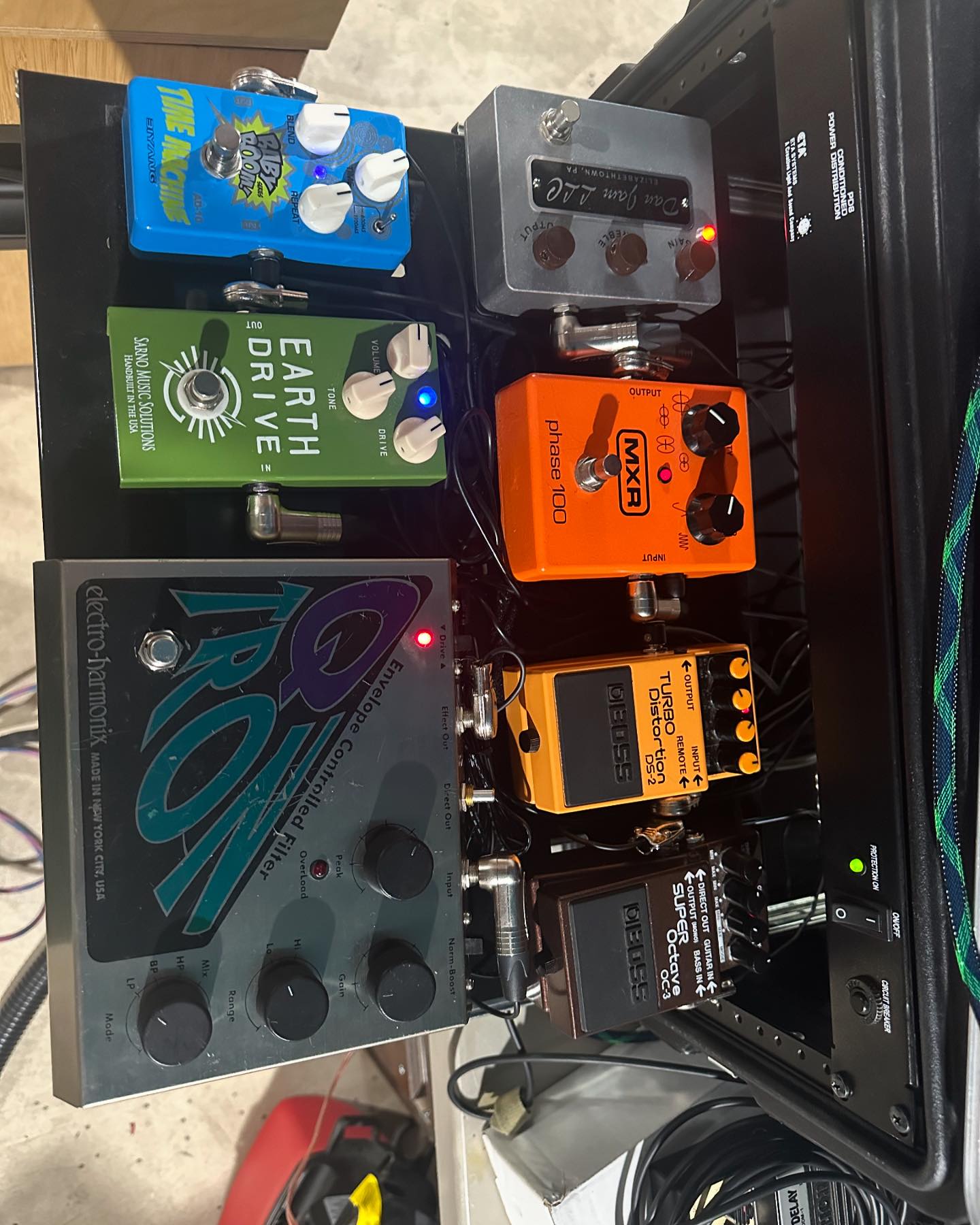 What's the alternative to Neil Young's Mutron Octave Divider pedal?