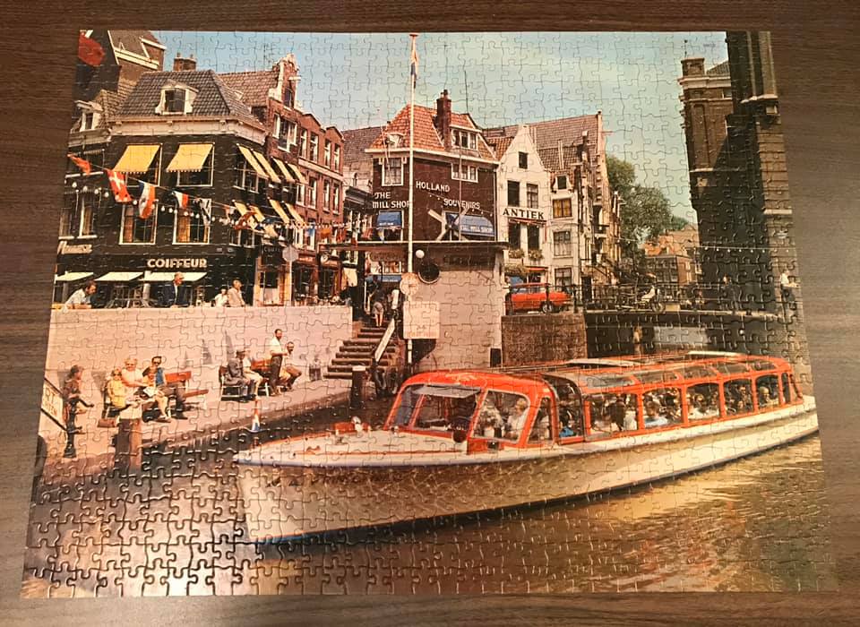 Vintage 1968 Milton Bradley Big Ben 1000 piece puzzle found